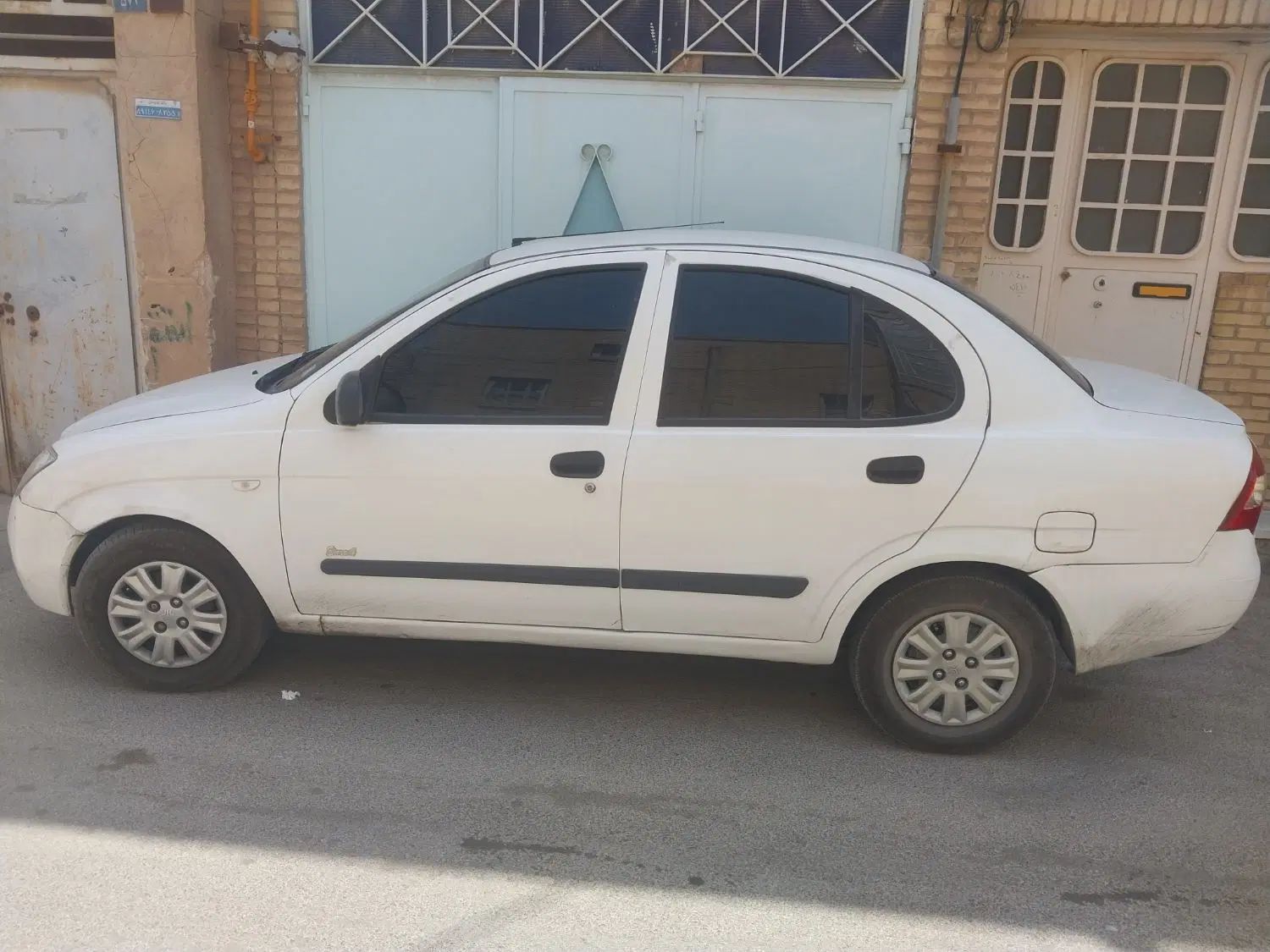 تیبا صندوق دار SX - 1392