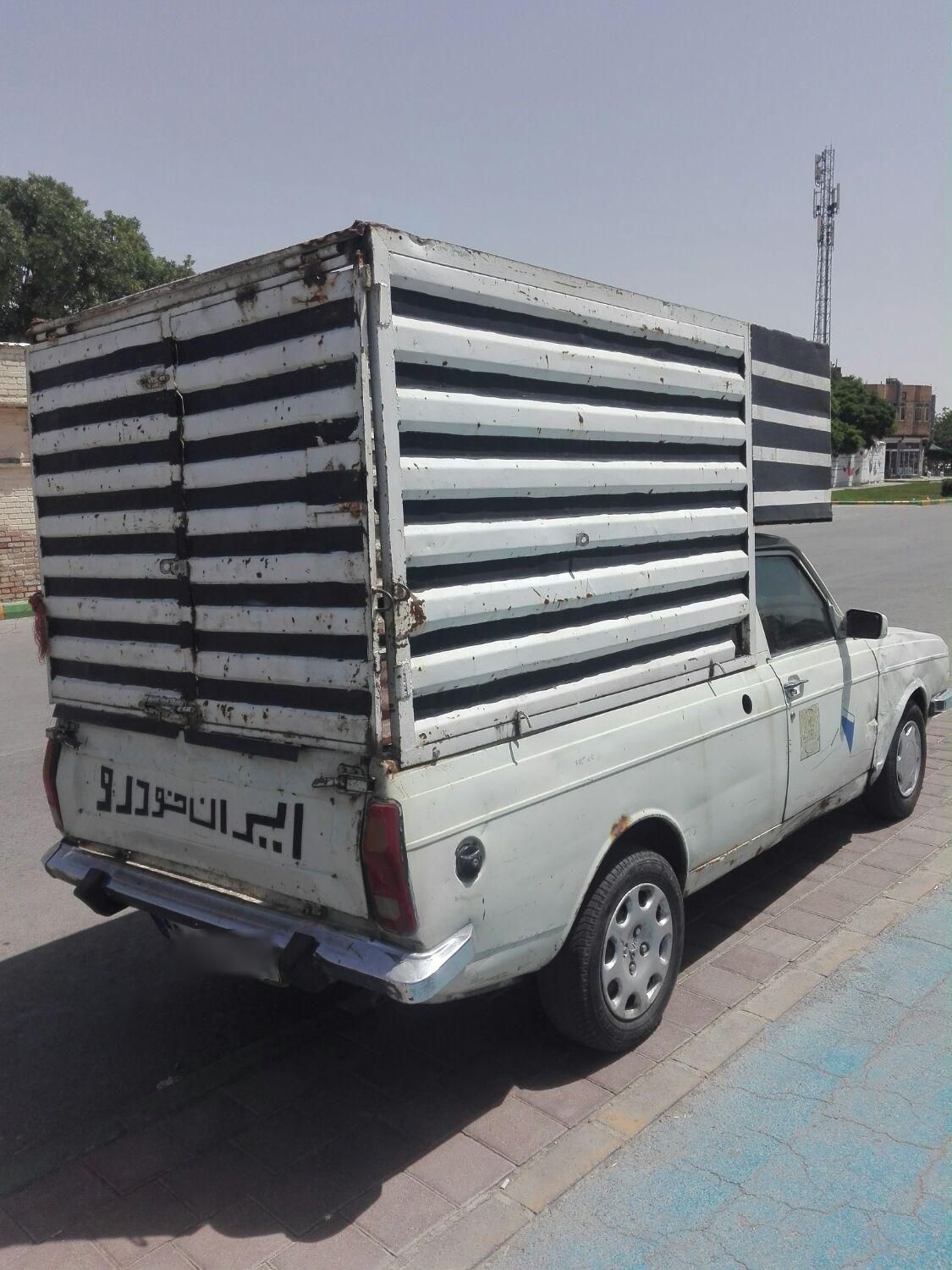 پیکان وانت بنزینی - 1381