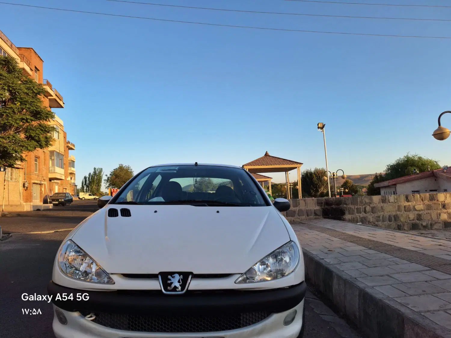 پژو ۲۰۶ صندوق دار v8 - 1396