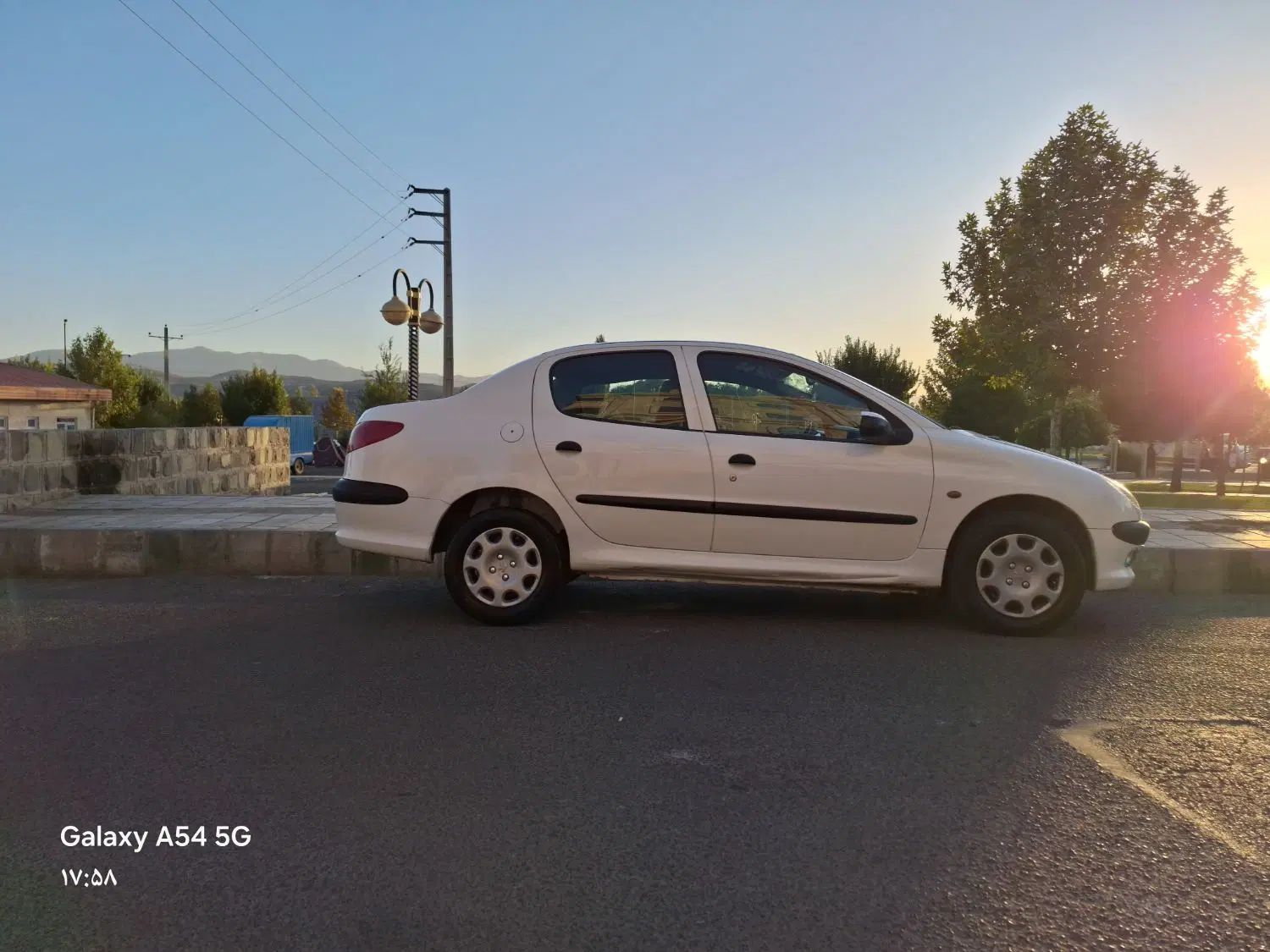 پژو ۲۰۶ صندوق دار v8 - 1396