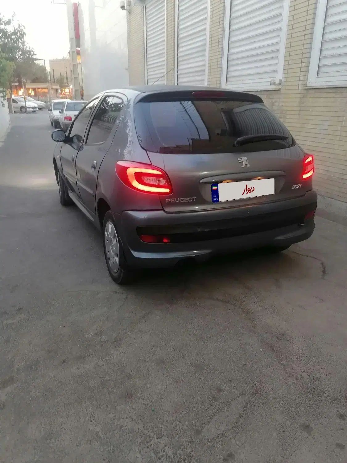 پژو 207 اتوماتیک - 1389