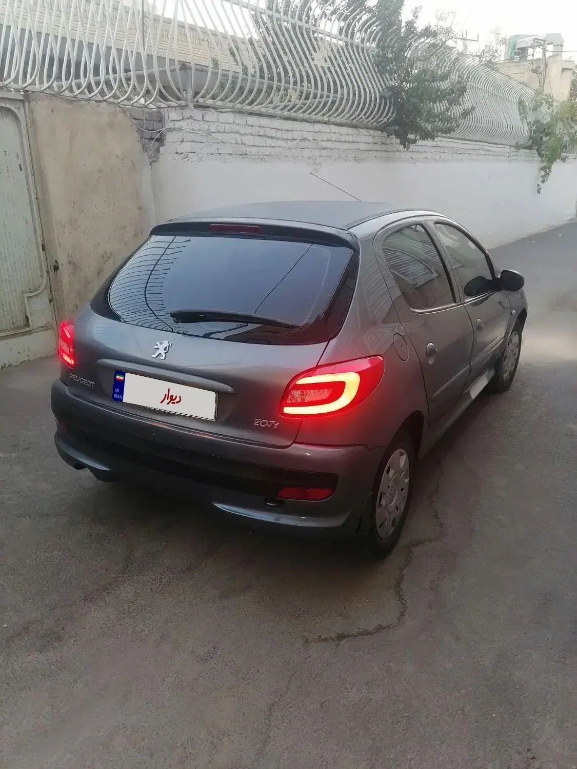 پژو 207 اتوماتیک - 1389