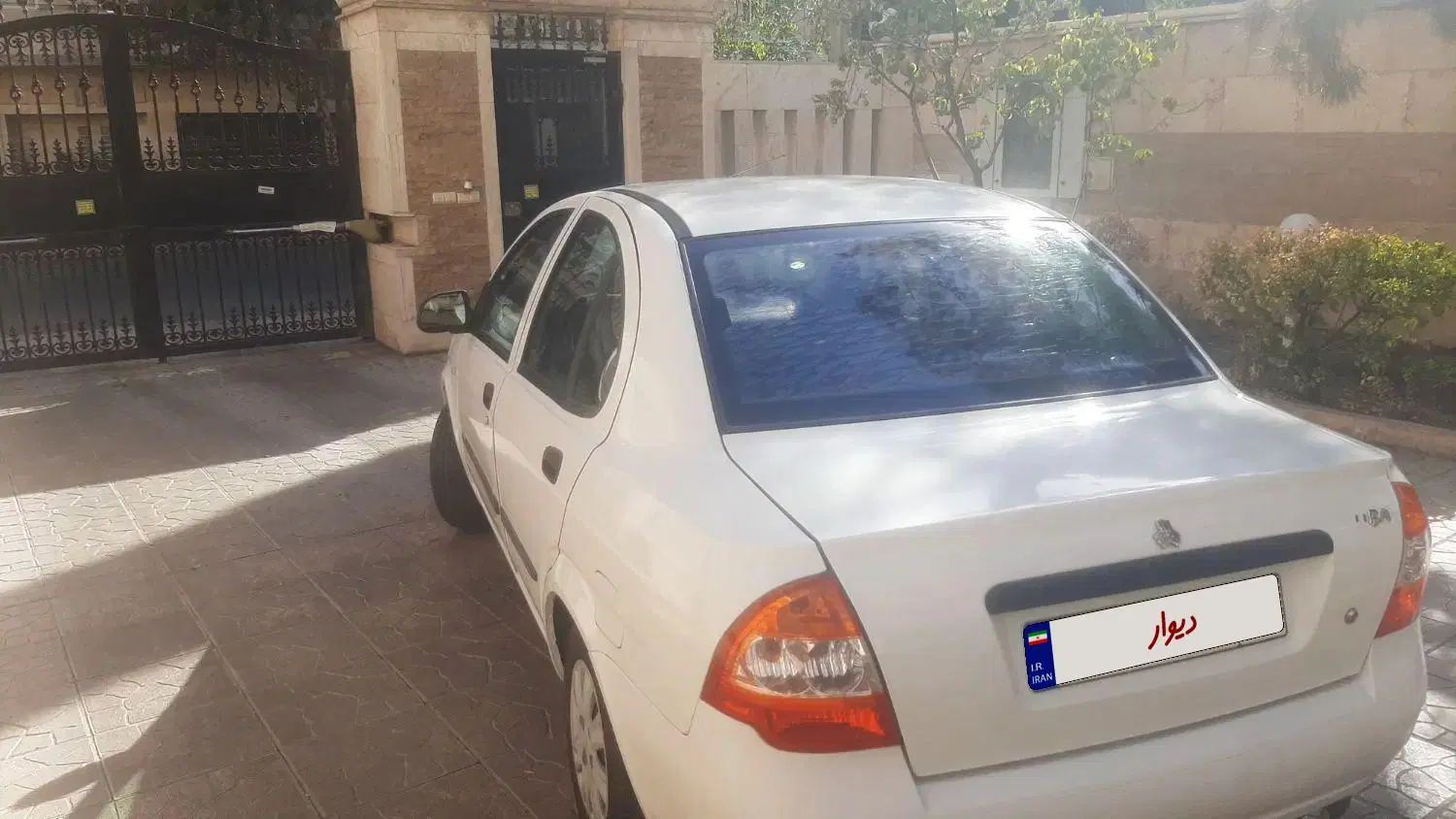 تیبا صندوق دار SX - 1400
