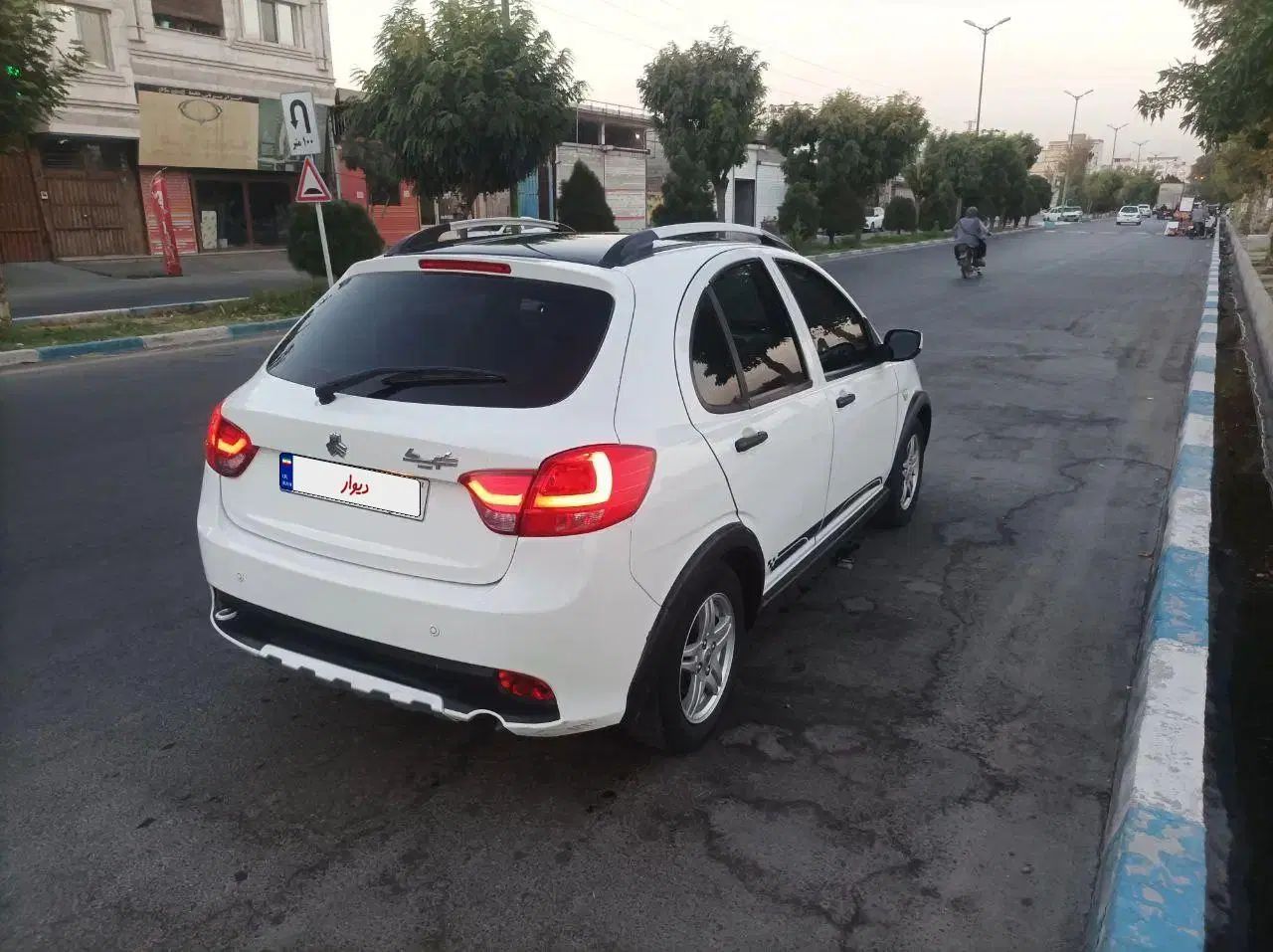 خودرو کوییک، R آگهی ann_20470130