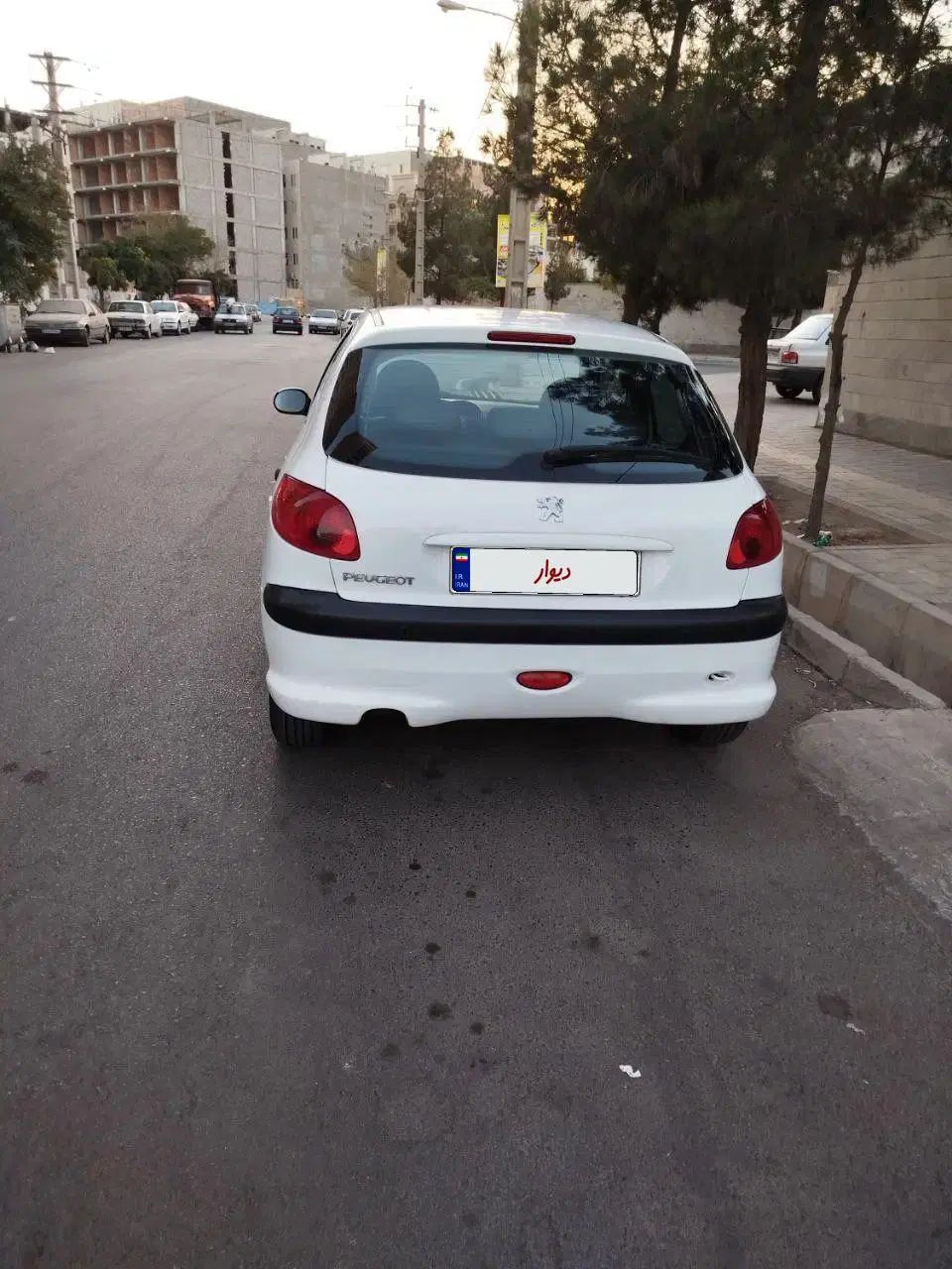 پژو 206 تیپ 5 - 1396