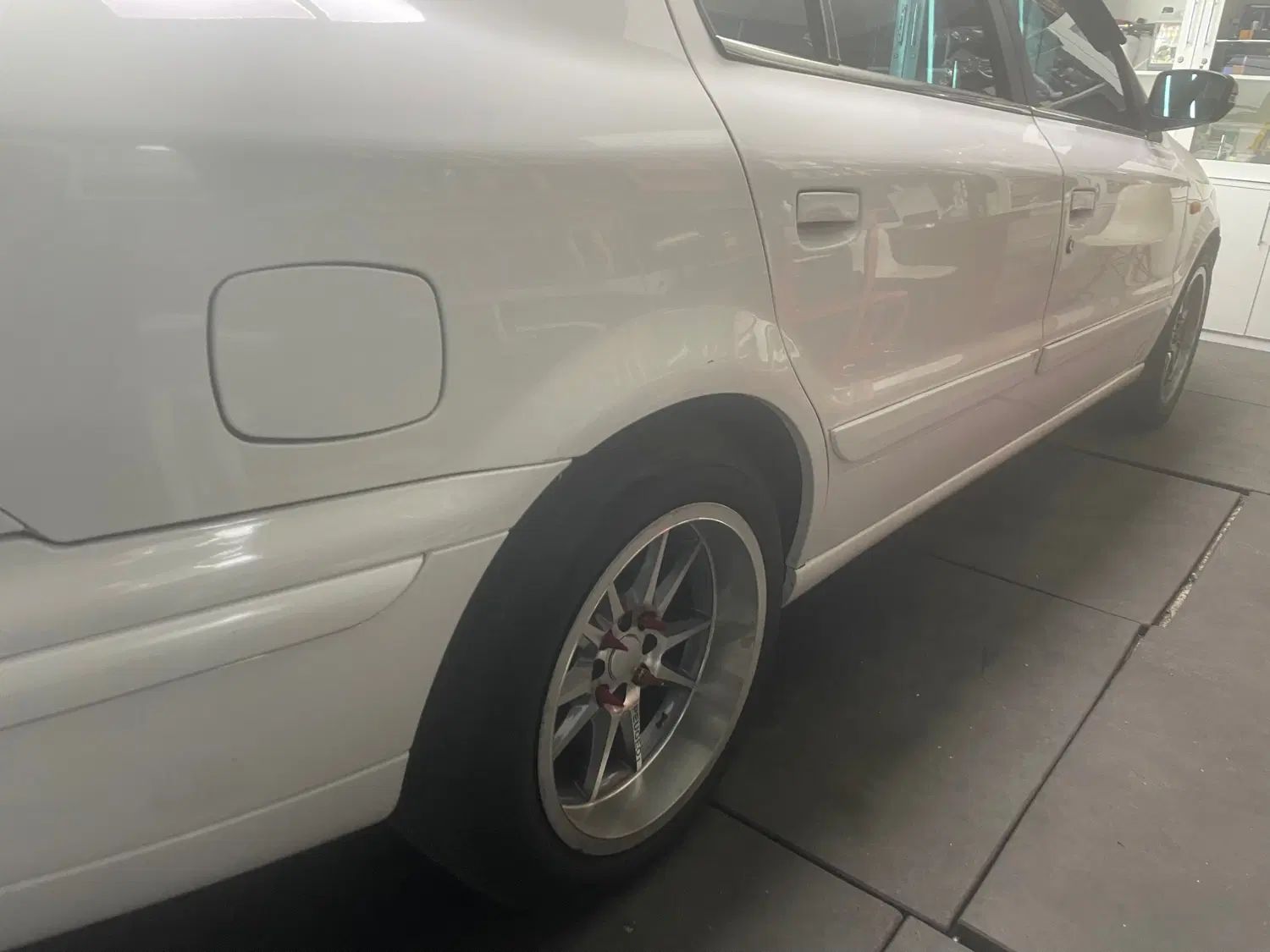 سمند LX XU7 - 1395