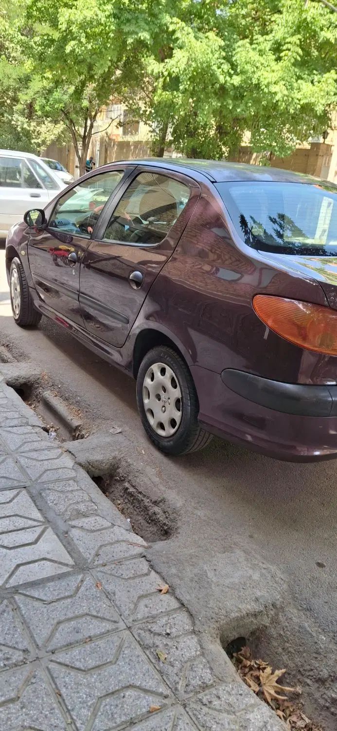 پژو ۲۰۶ صندوق دار v20 - 1390