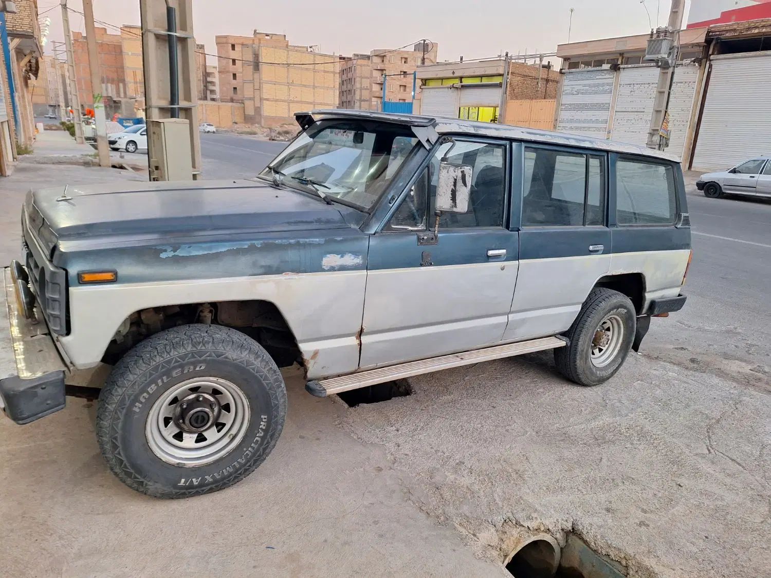 نیسان پاترول چهار درب 6 سیلندر - 1373
