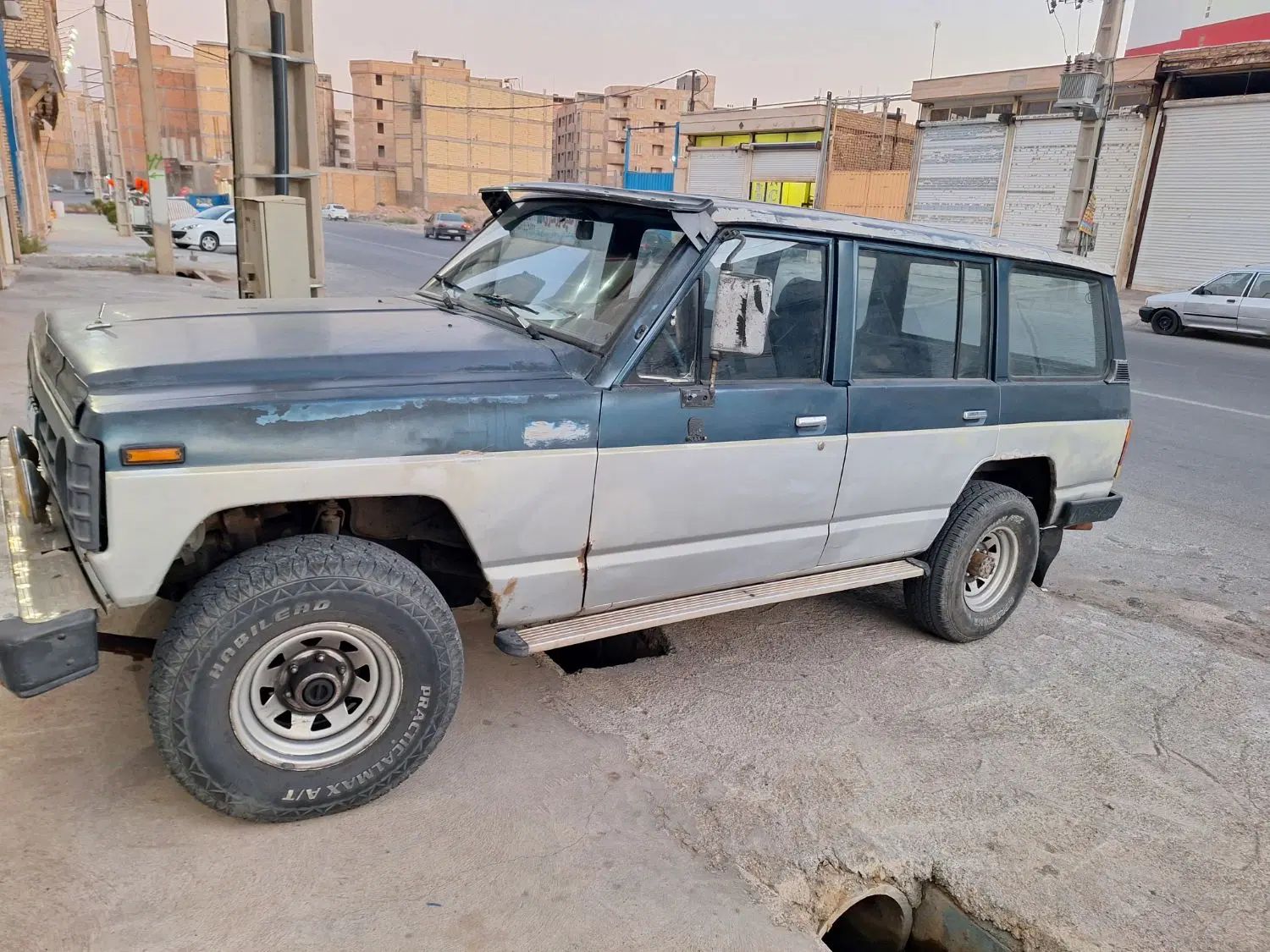 نیسان پاترول چهار درب 6 سیلندر - 1373