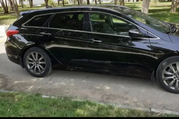 هیوندای i40 استیشن شرکتی - 2015