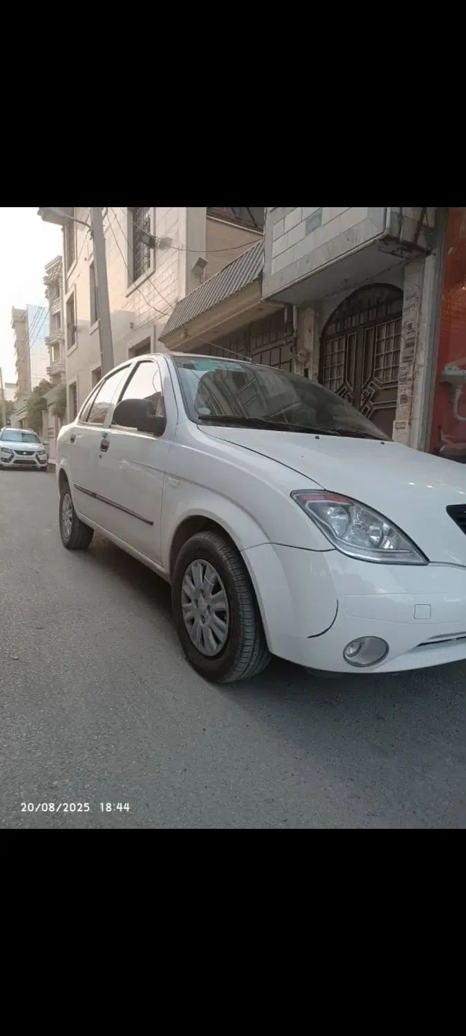 تیبا صندوق دار SX - 1400