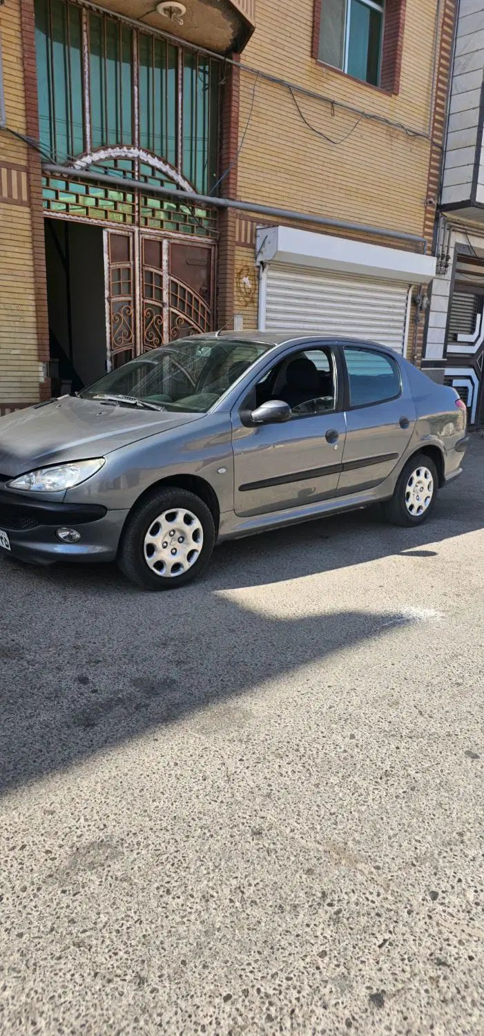 پژو ۲۰۶ صندوق دار v8 - 1386