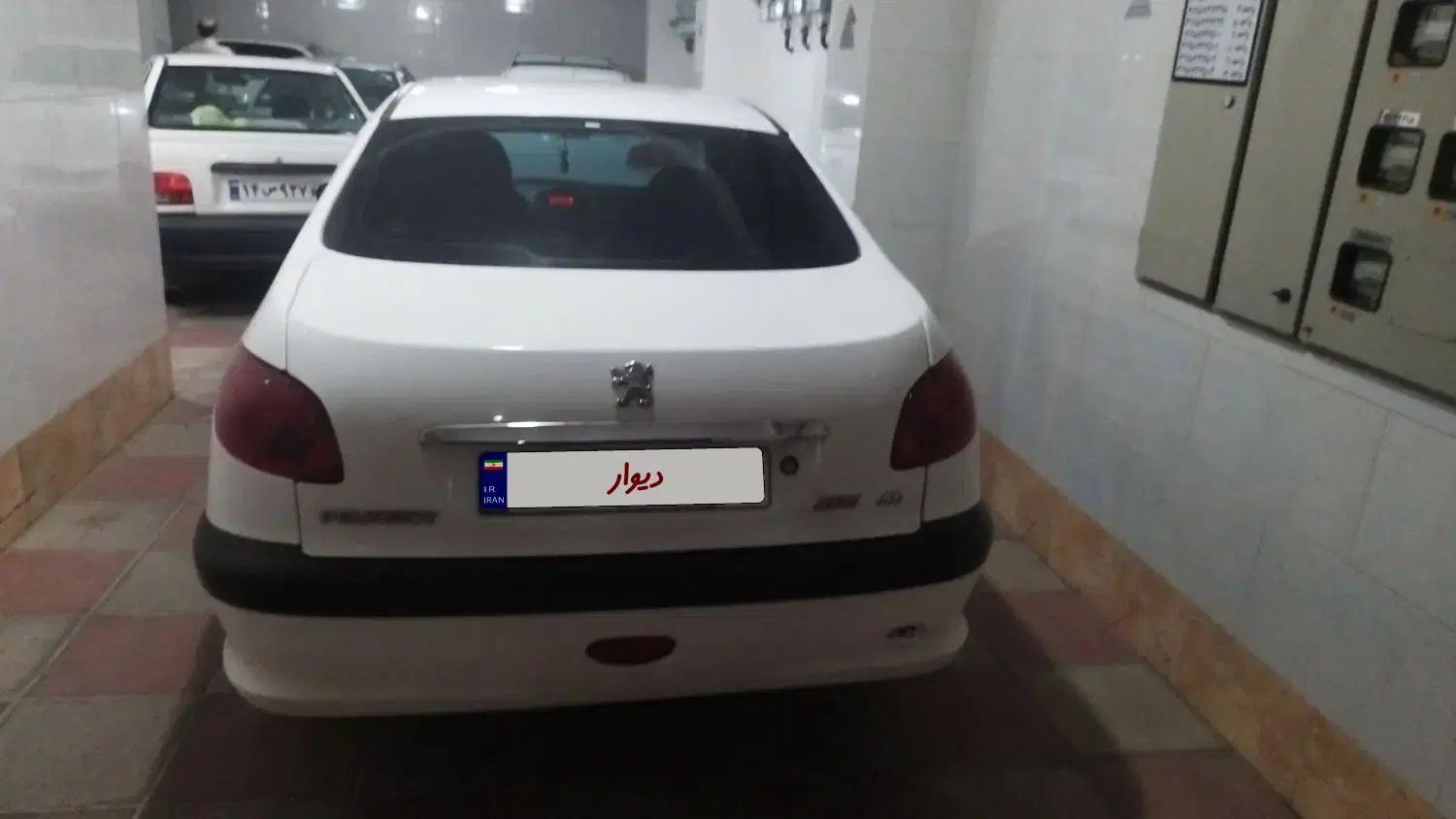 پژو ۲۰۶ صندوق دار v8 - 1397