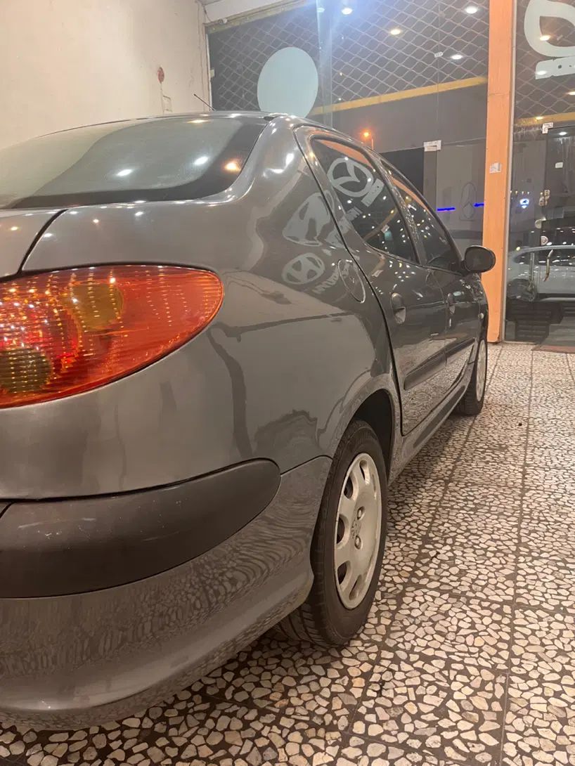 پژو ۲۰۶ صندوق دار v8 - 1393