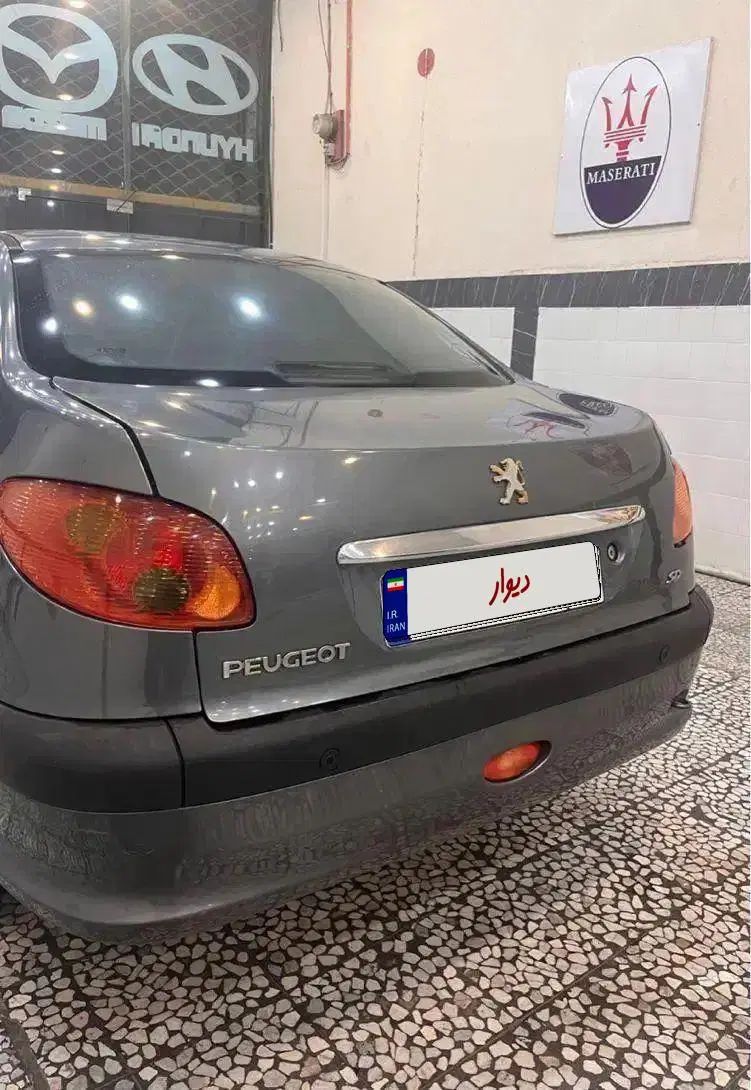 پژو ۲۰۶ صندوق دار v8 - 1393