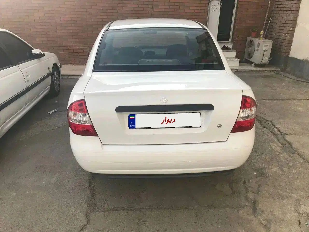 تیبا صندوق دار SX - 1398