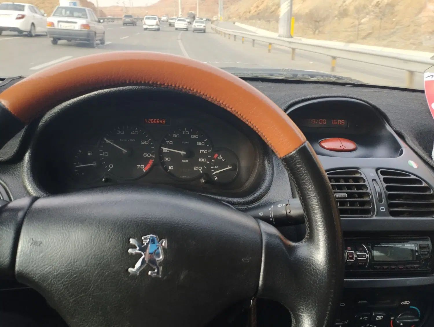 پژو ۲۰۶ صندوق دار v20 - 1388