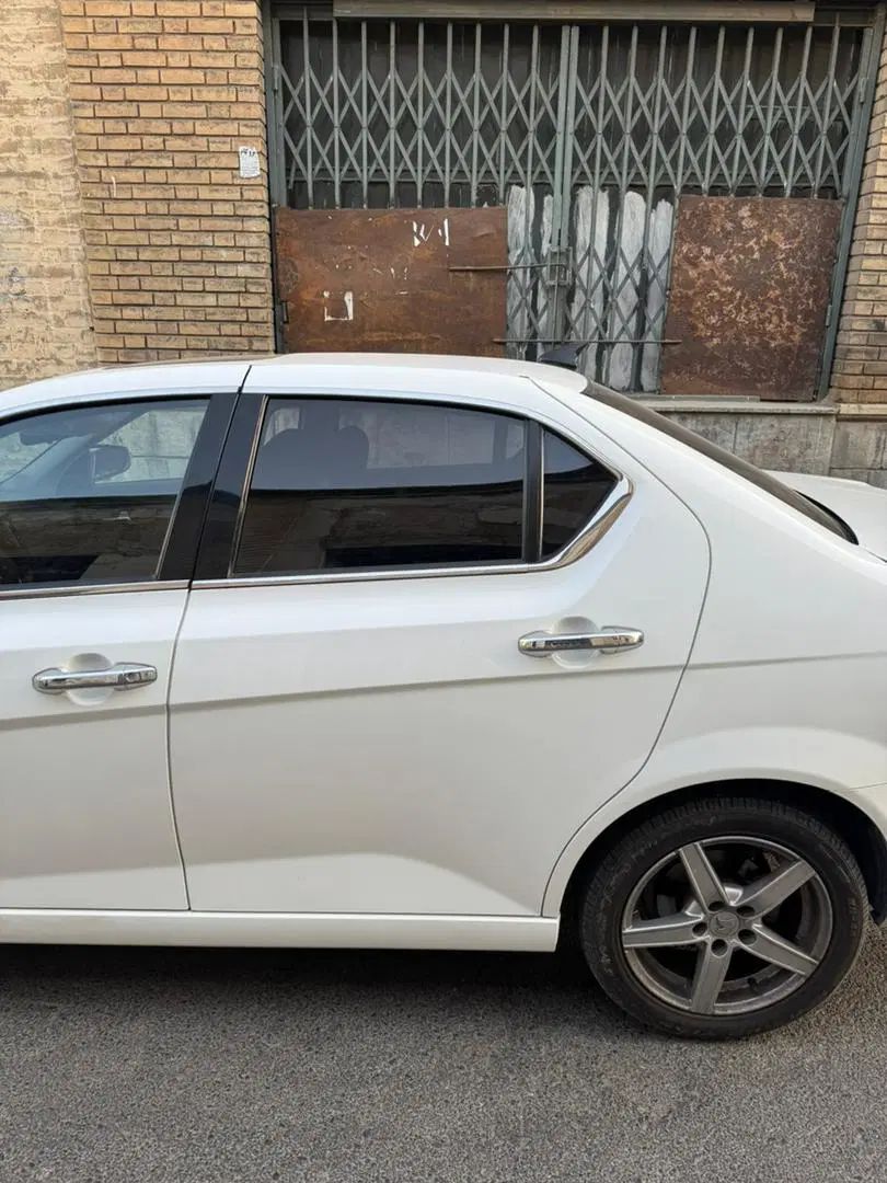 دنا پلاس توربو اتوماتیک - 1402