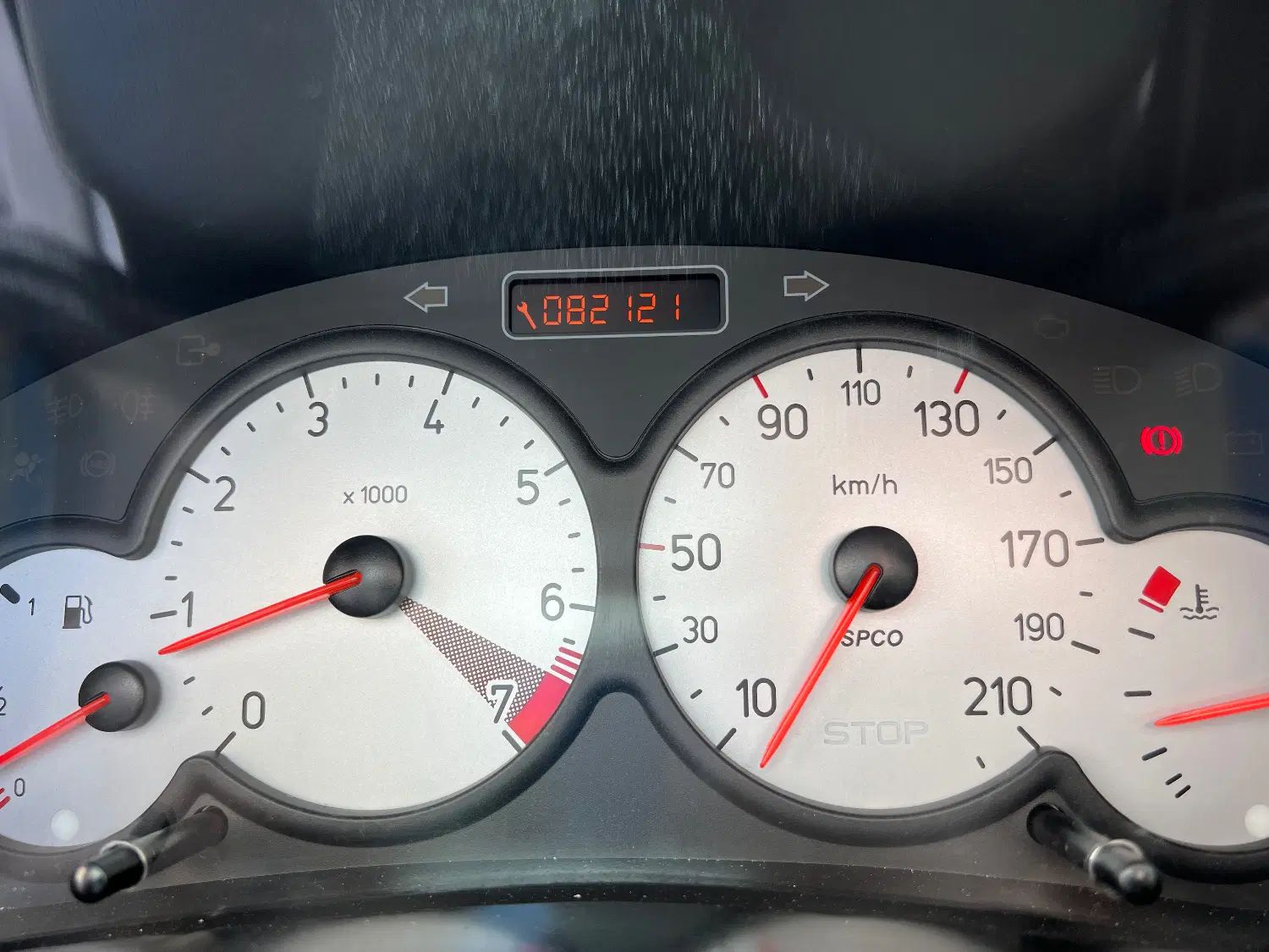 پژو ۲۰۶ صندوق دار v8 - 1399