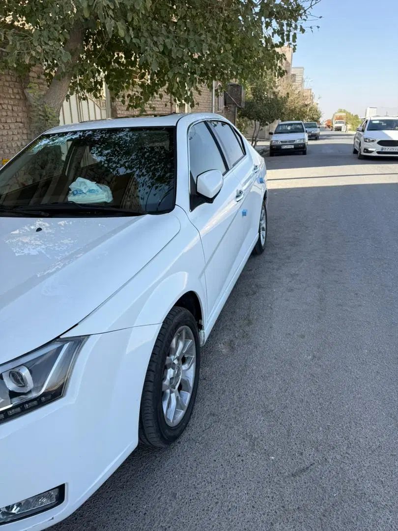 دنا پلاس توربو 6 دنده - 1402