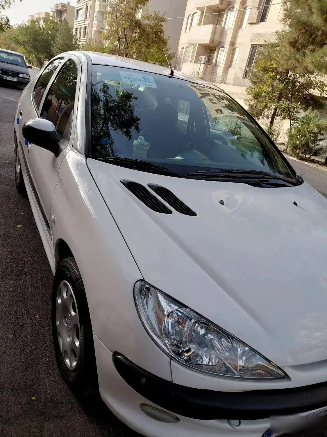 پژو ۲۰۶ صندوق دار v8 - 1397