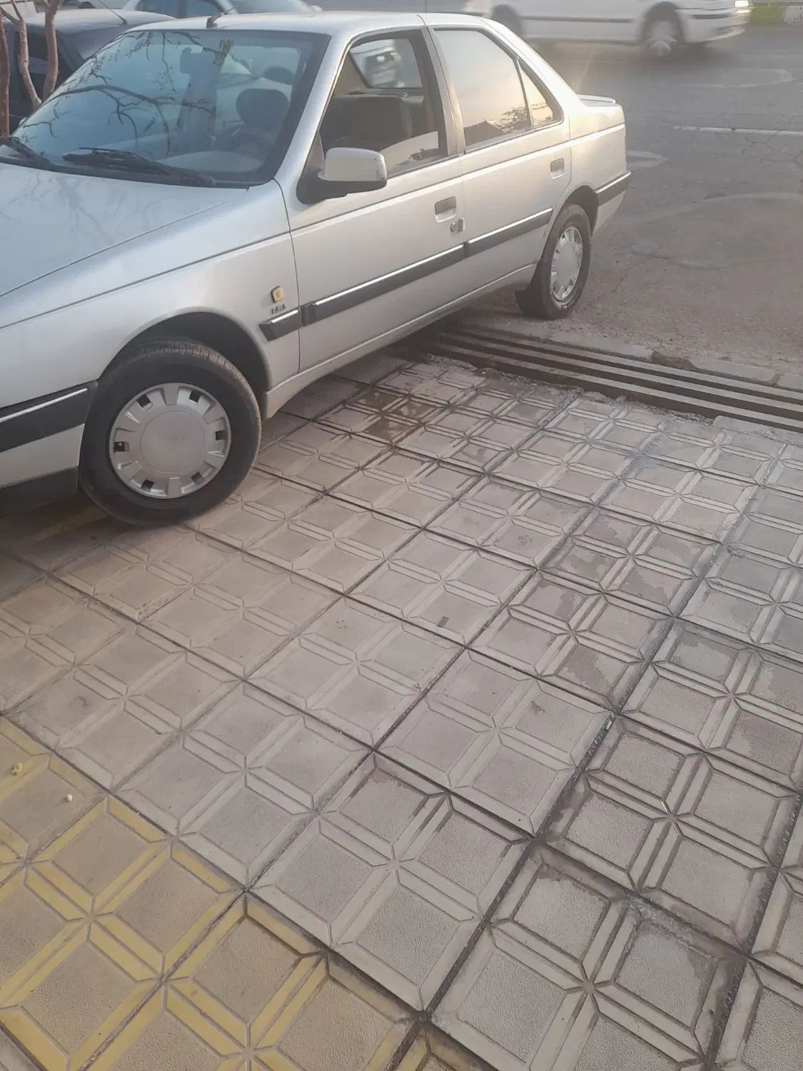 پژو 405 SLX بنزینی TU5 - 1391