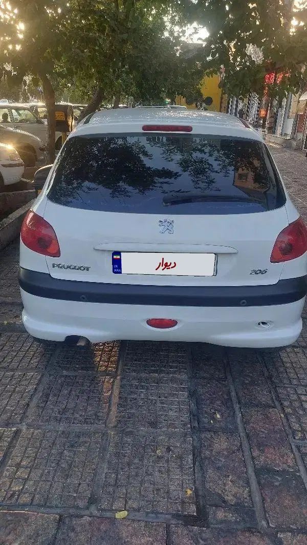 پژو 206 تیپ 5 - 1396