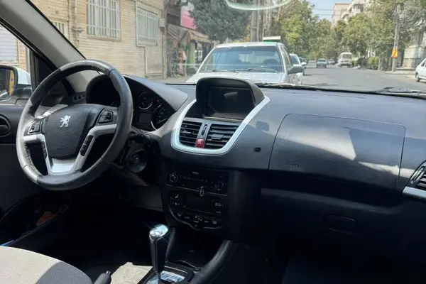 پژو 207 پانوراما اتوماتیک TU5P - 1402