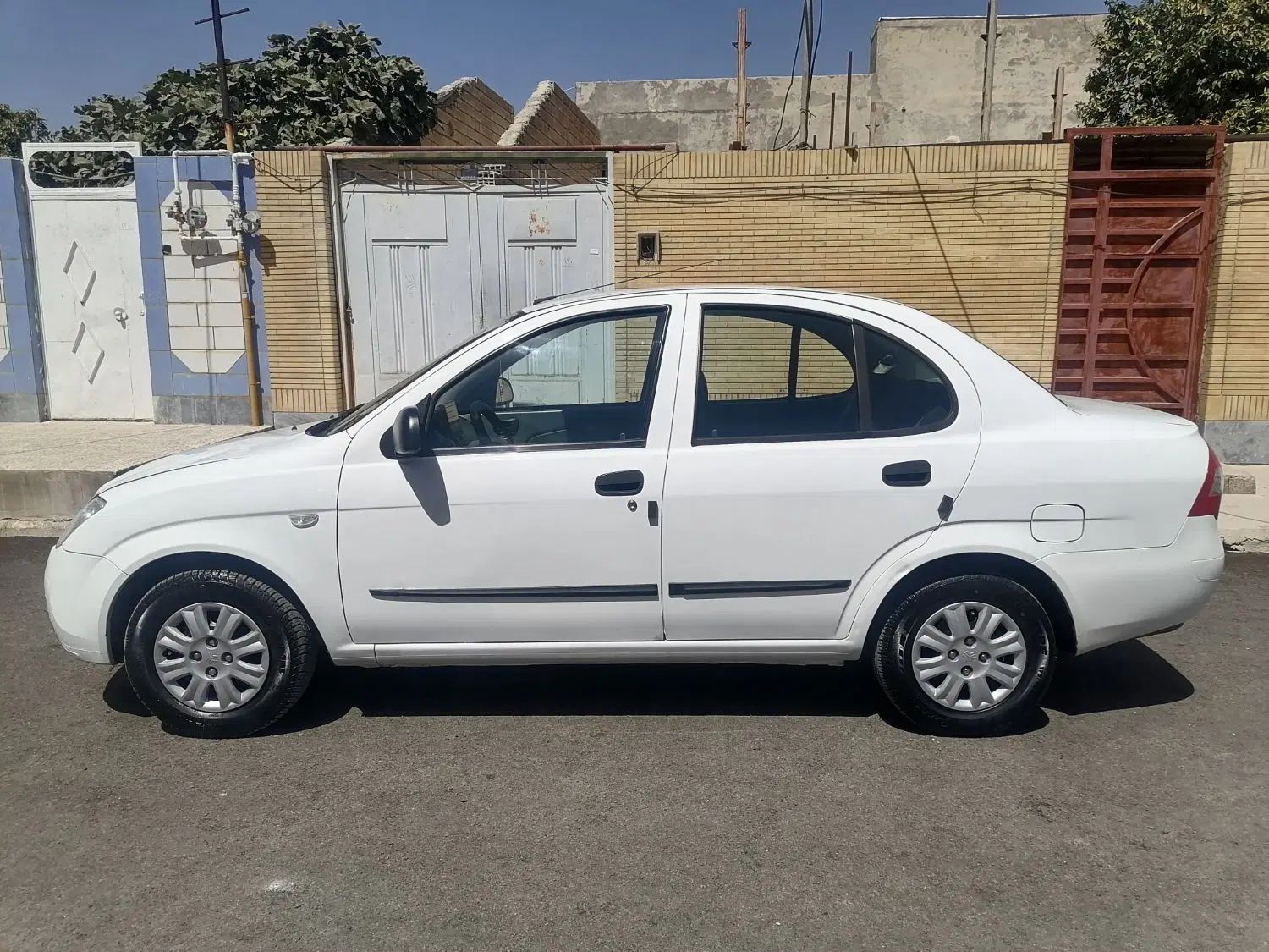 تیبا صندوق دار SX - 1398