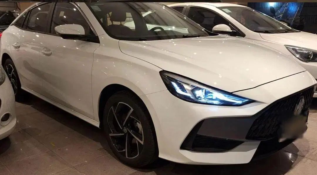 ام جی GT اتوماتیک - 2024