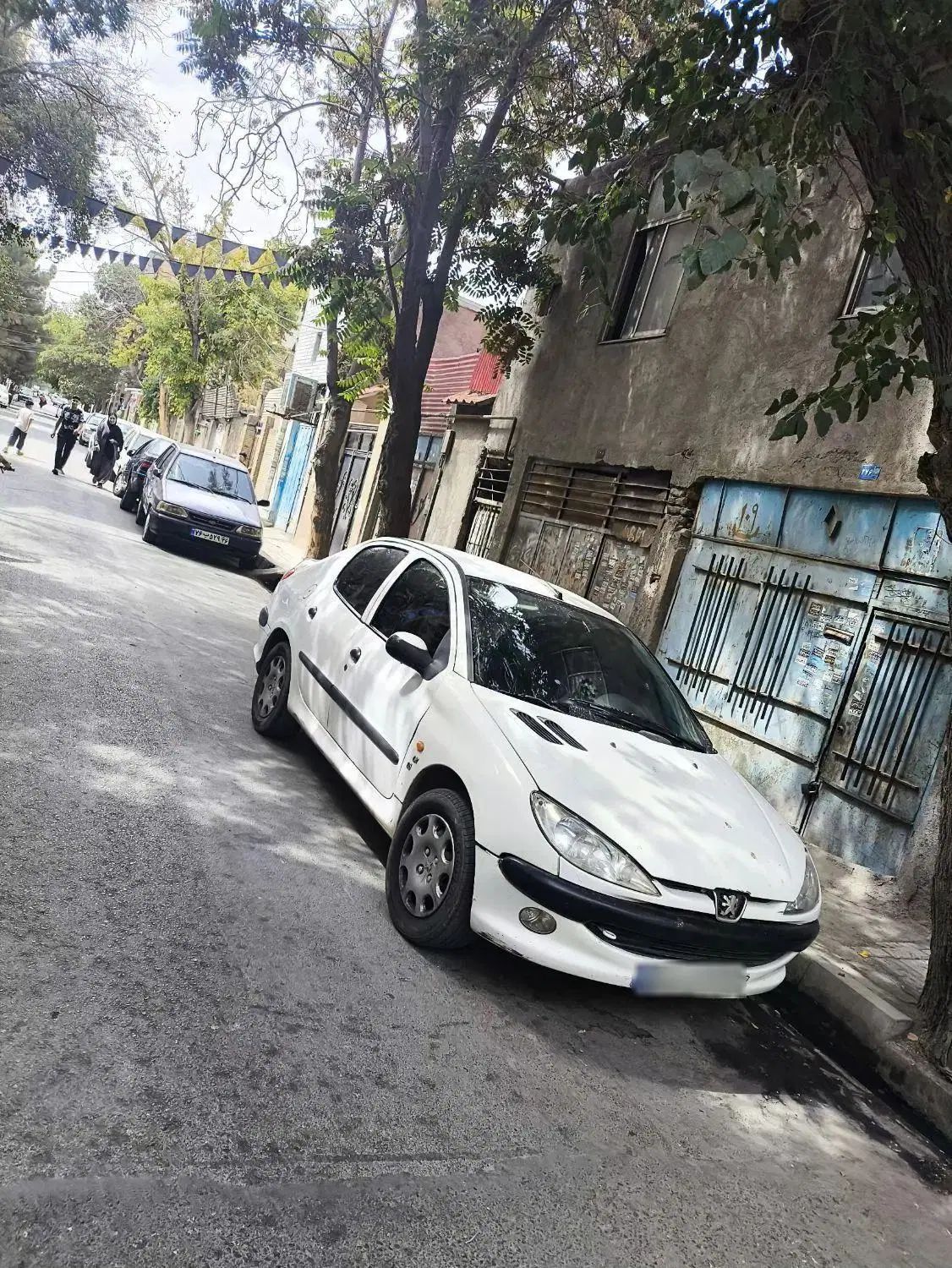 پژو ۲۰۶ صندوق دار v8 - 1397