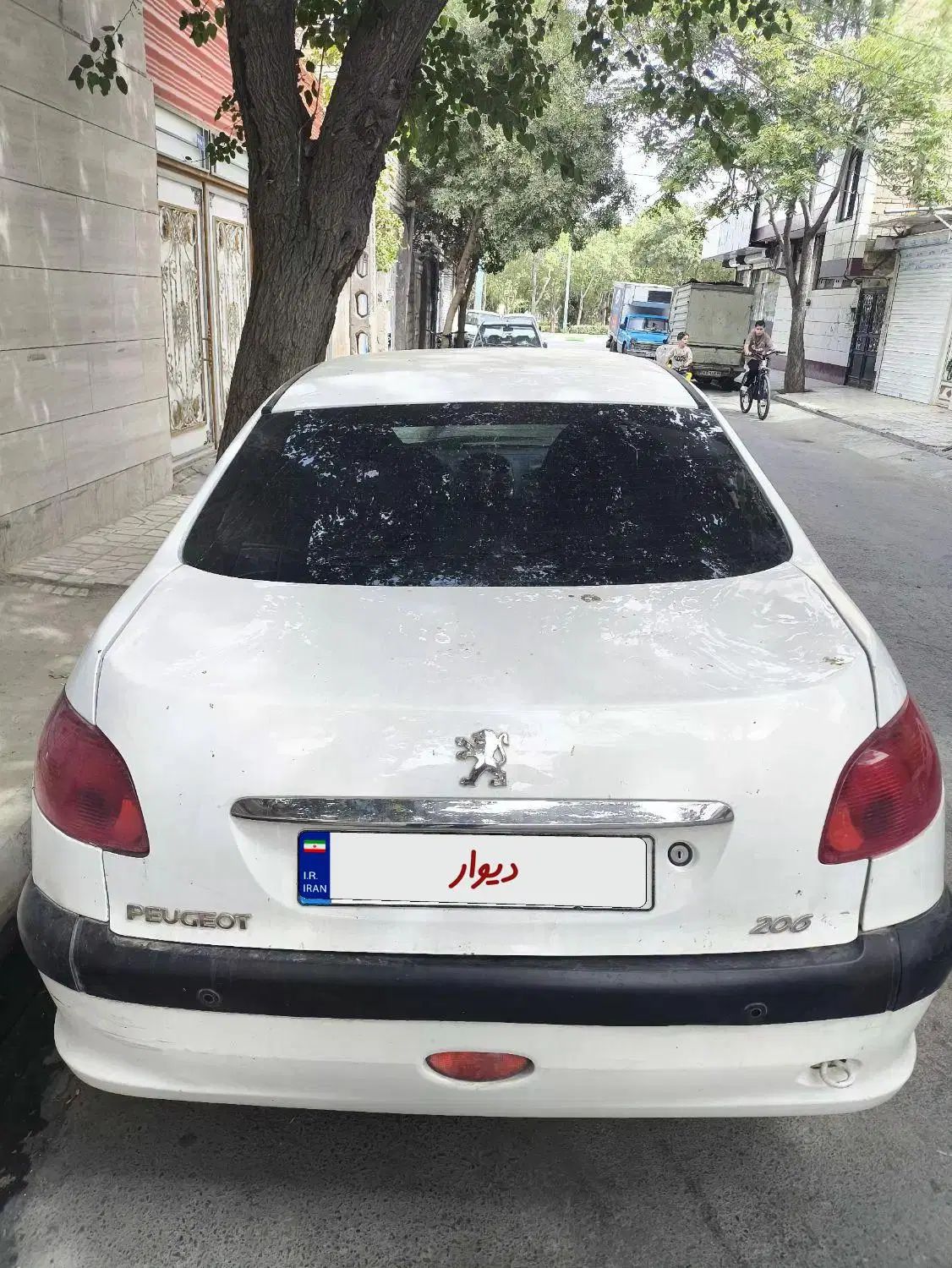 پژو ۲۰۶ صندوق دار v8 - 1397