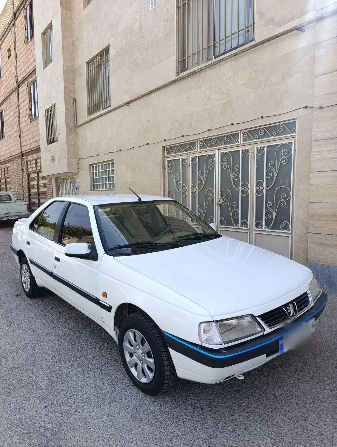 پژو 405 SLX بنزینی TU5 - 1390