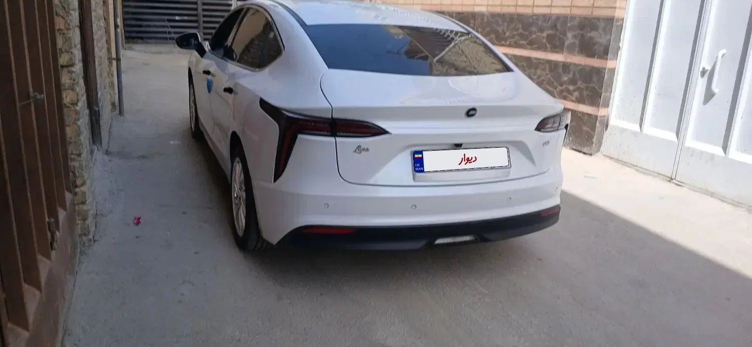 لونا GRE 110 کیلو وات - 2024
