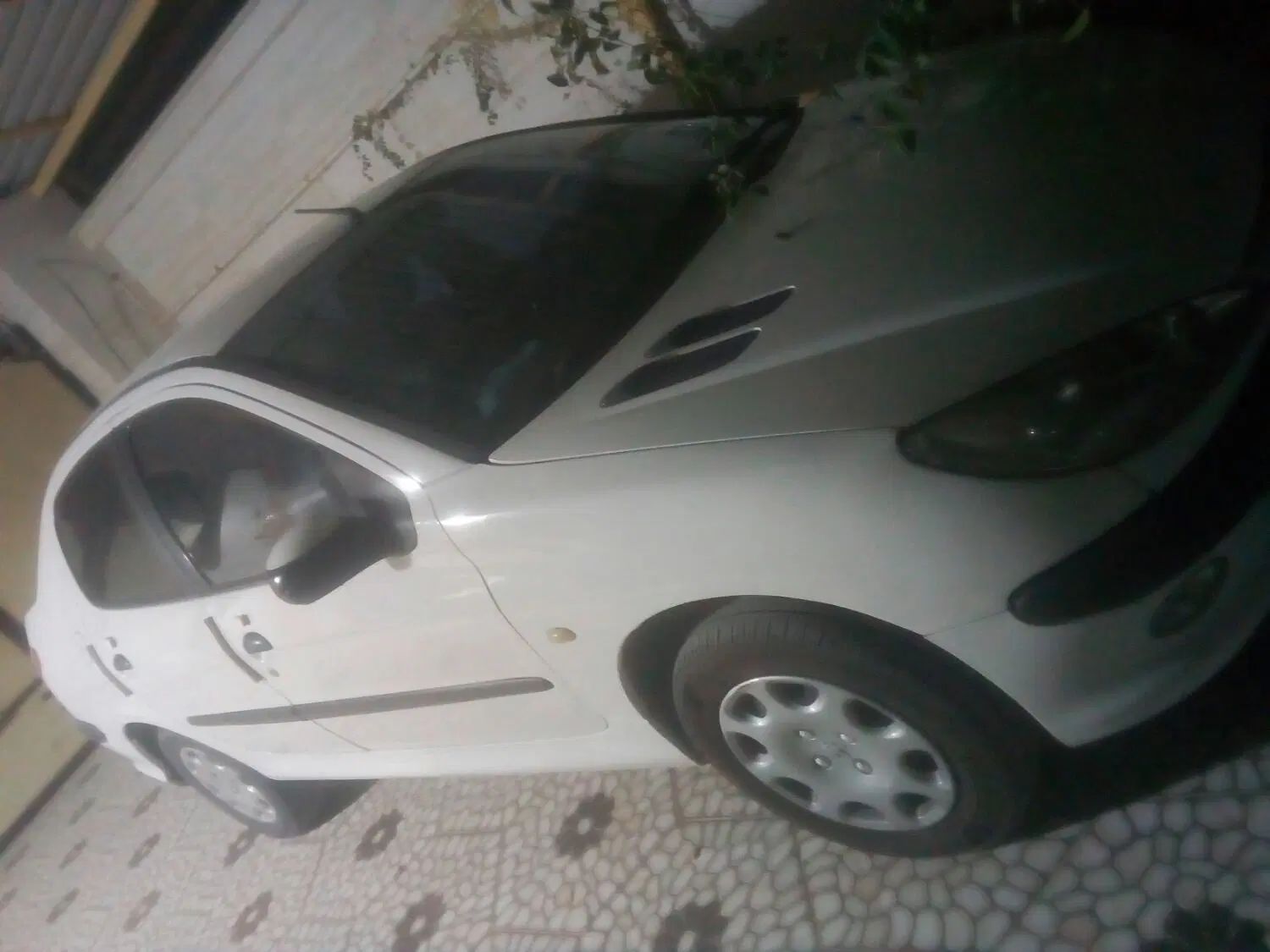 پژو ۲۰۶ صندوق دار v8 - 1390