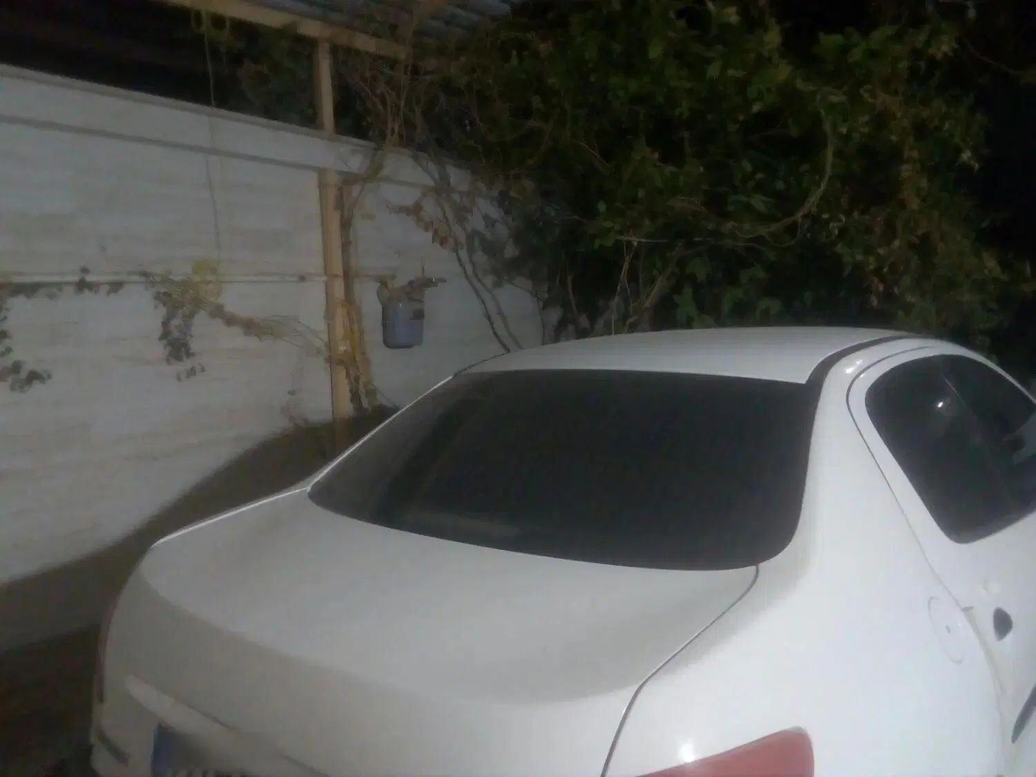 پژو ۲۰۶ صندوق دار v8 - 1390