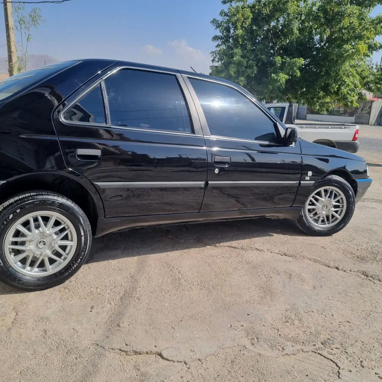 پژو 405 بنزینی GLX - TU5 - 1390