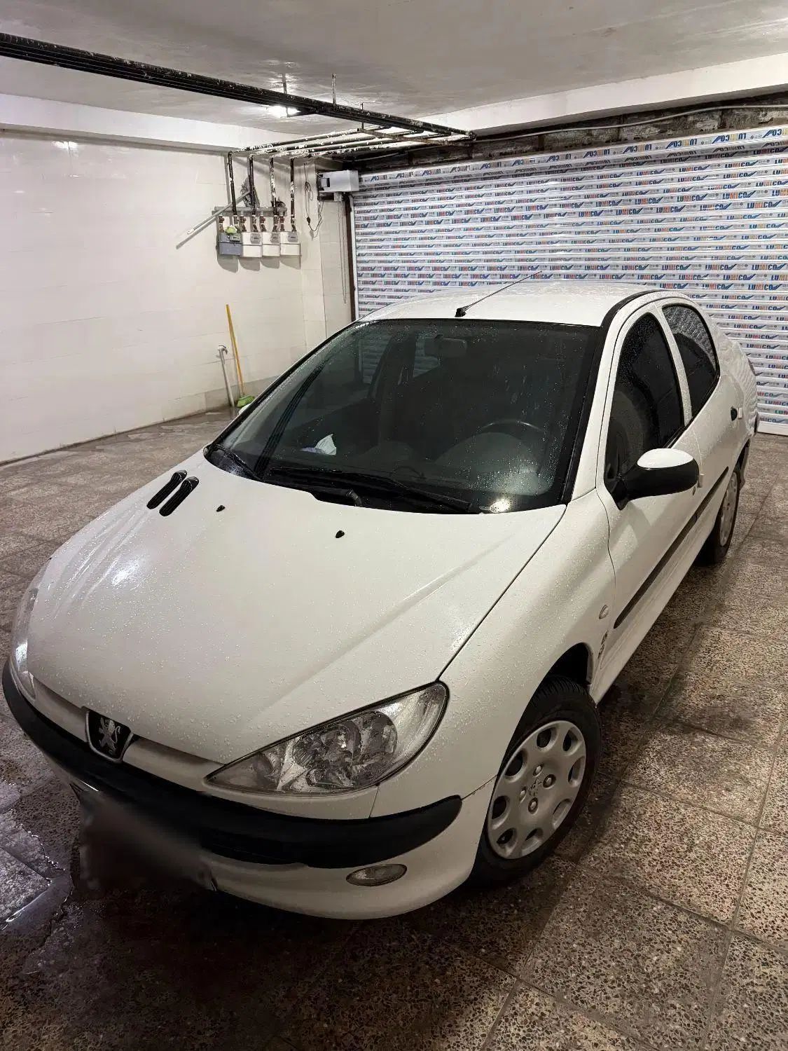 پژو ۲۰۶ صندوق دار v8 - 1396