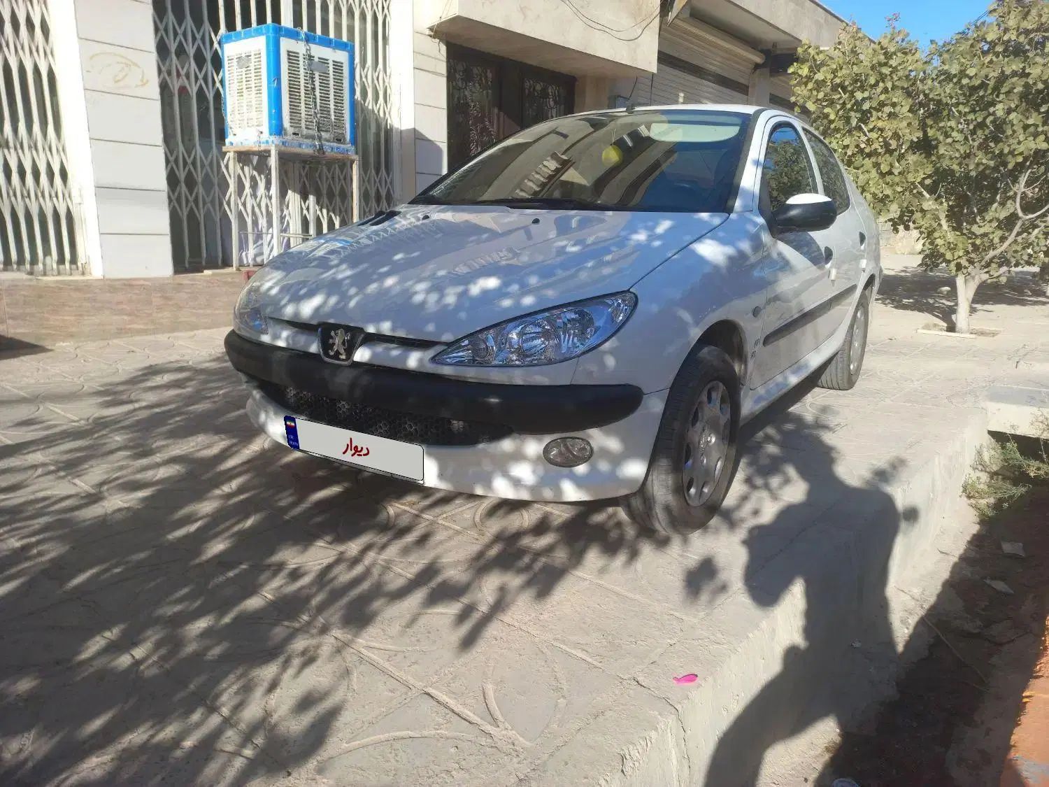 پژو ۲۰۶ صندوق دار v8 - 1393