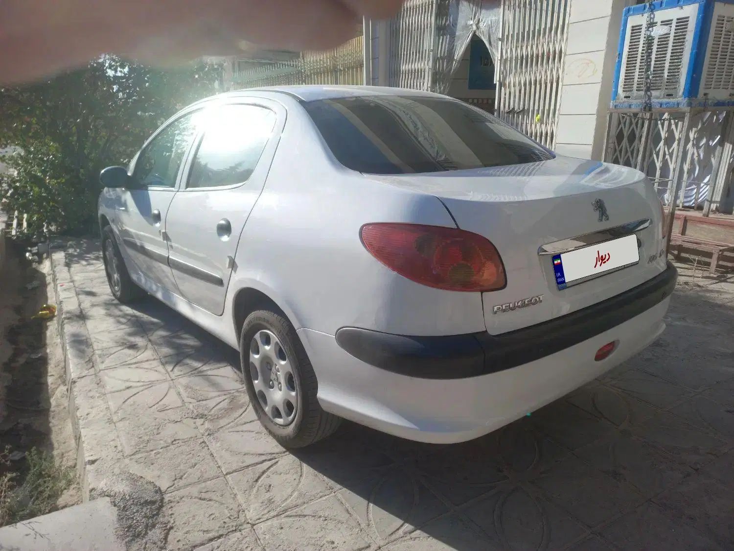 پژو ۲۰۶ صندوق دار v8 - 1393