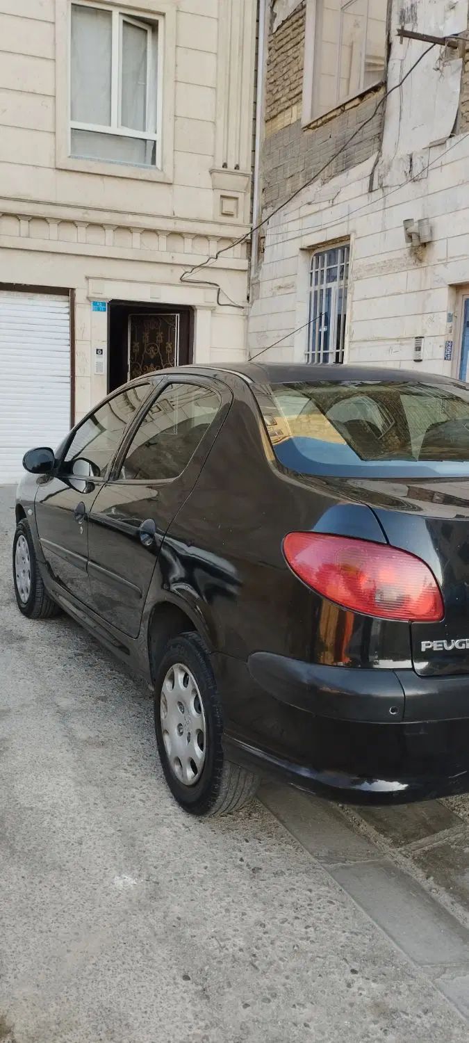پژو ۲۰۶ صندوق دار v8 - 1390
