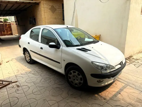 پژو ۲۰۶ صندوق دار v8 - 1397