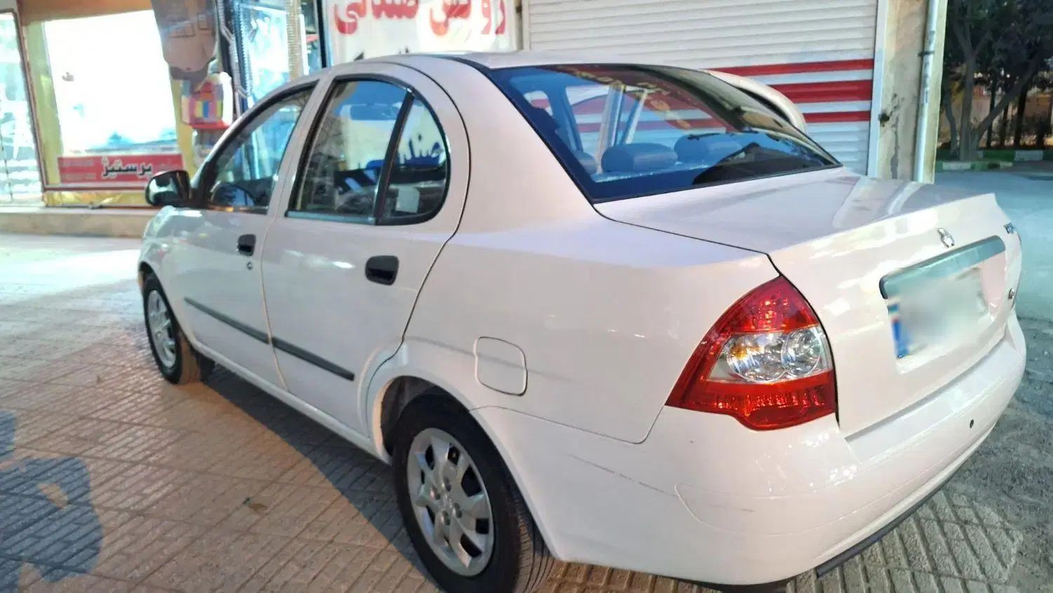 تیبا صندوق دار SX - 1400