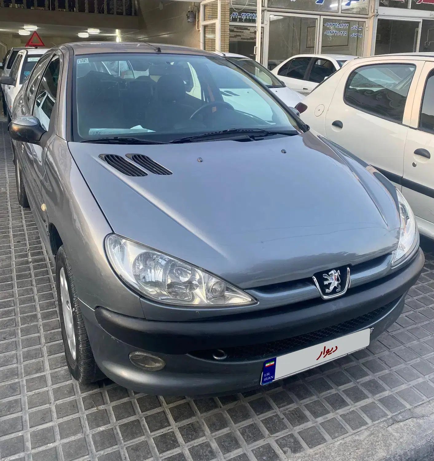 پژو ۲۰۶ صندوق دار v8 - 1390