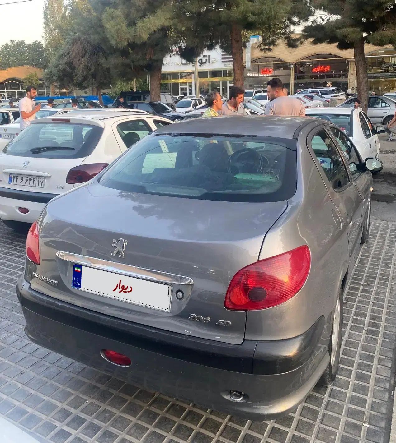 پژو ۲۰۶ صندوق دار v8 - 1390