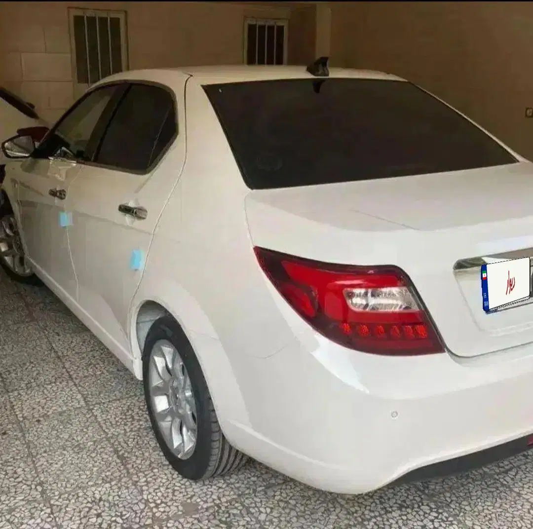 دنا پلاس توربو 6 دنده - 1402