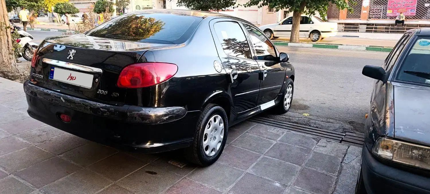 پژو ۲۰۶ صندوق دار v8 - 1393