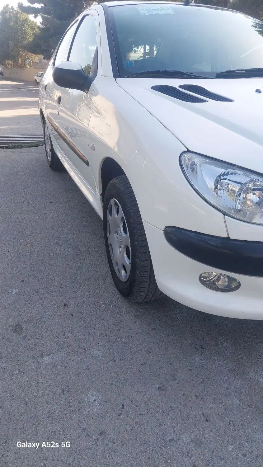 پژو ۲۰۶ صندوق دار v8 - 1397