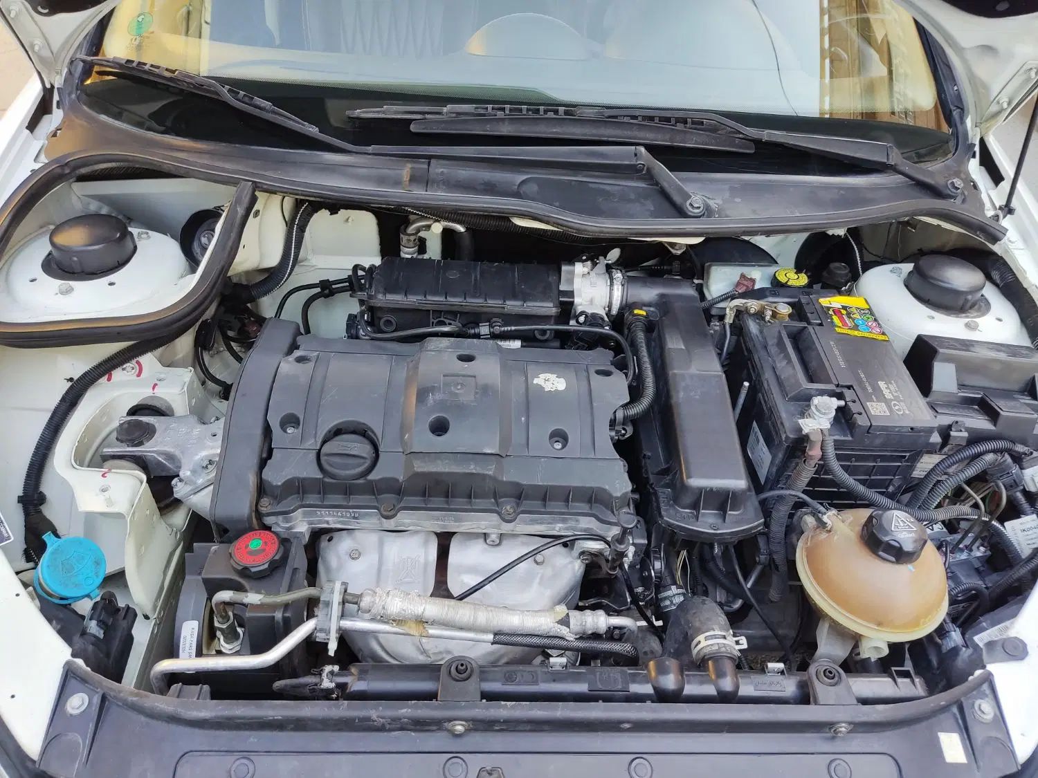 پژو ۲۰۶ صندوق دار v8 - 1392