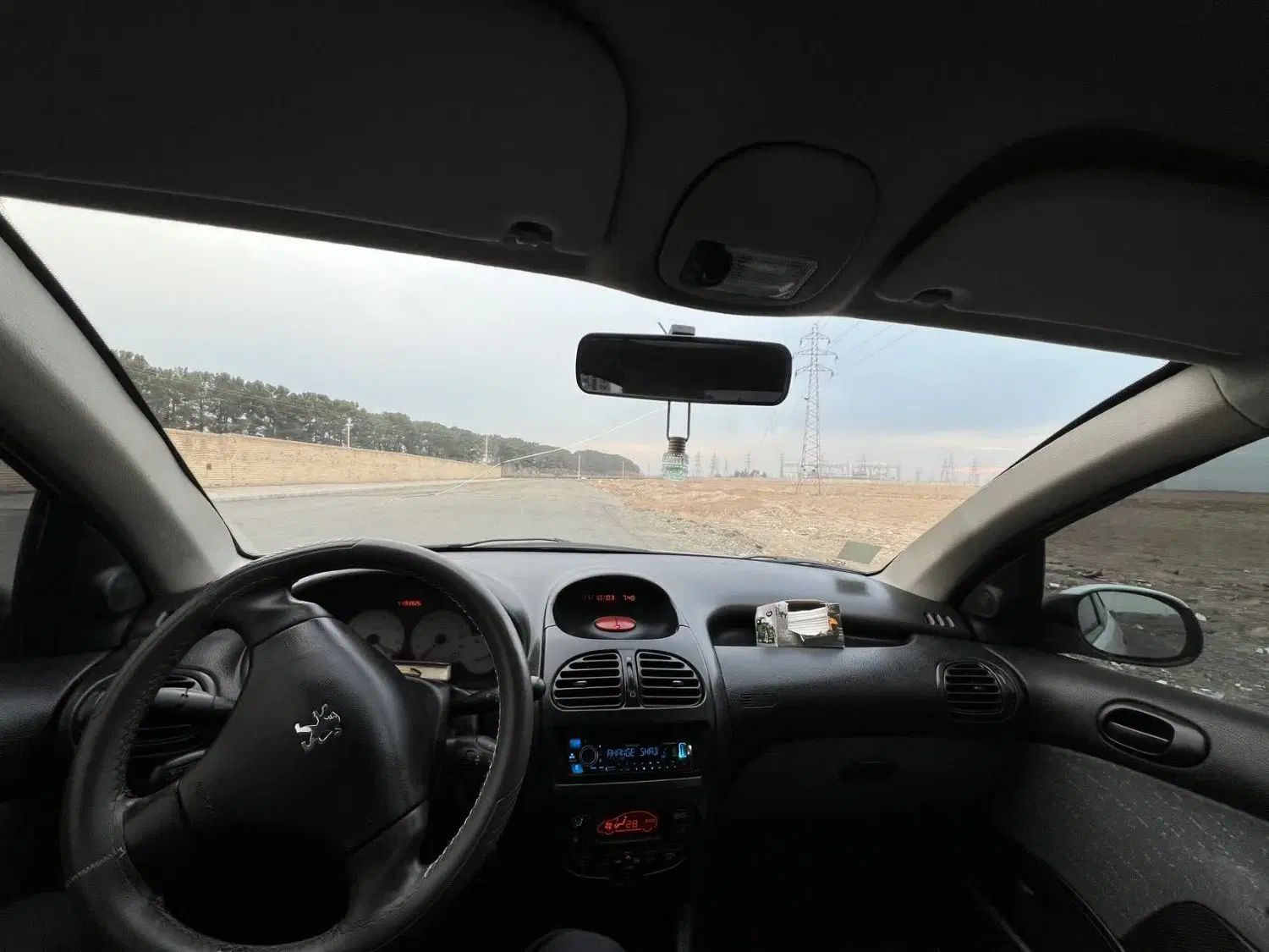پژو ۲۰۶ صندوق دار v8 - 1390